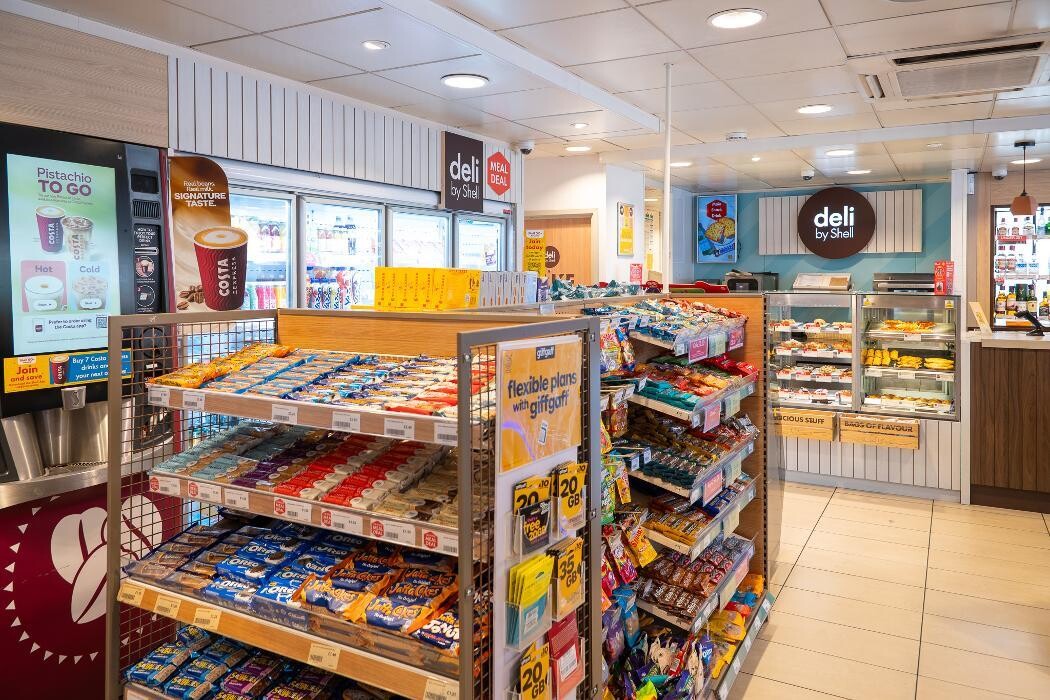 Images Shell Recharge Charging Station