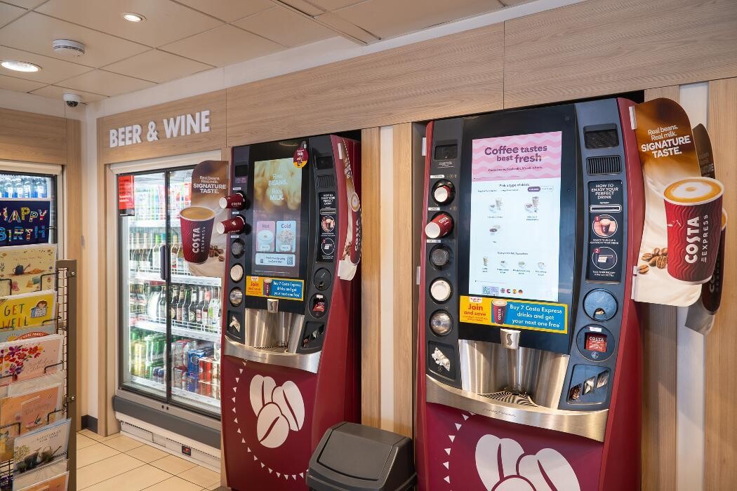 Images Shell Recharge Charging Station