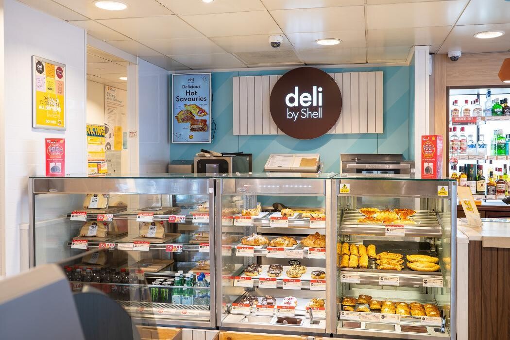 Images Shell Recharge Charging Station