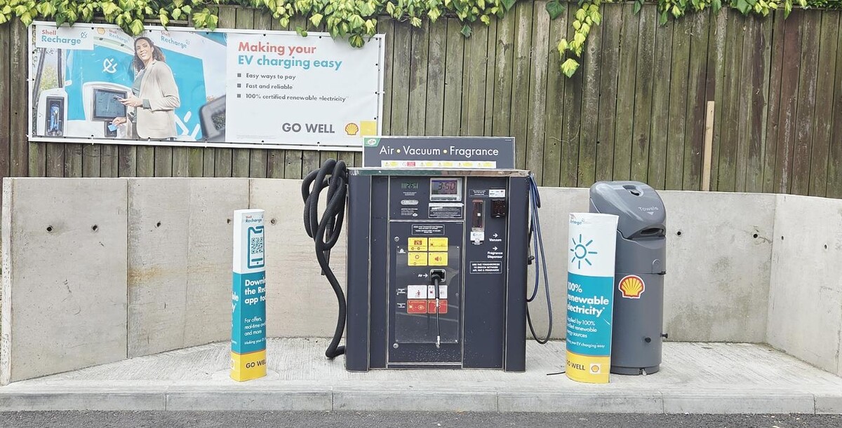 Images Shell Recharge Charging Station
