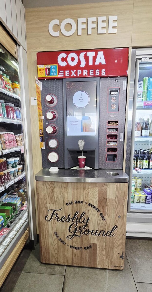 Images Shell Recharge Charging Station