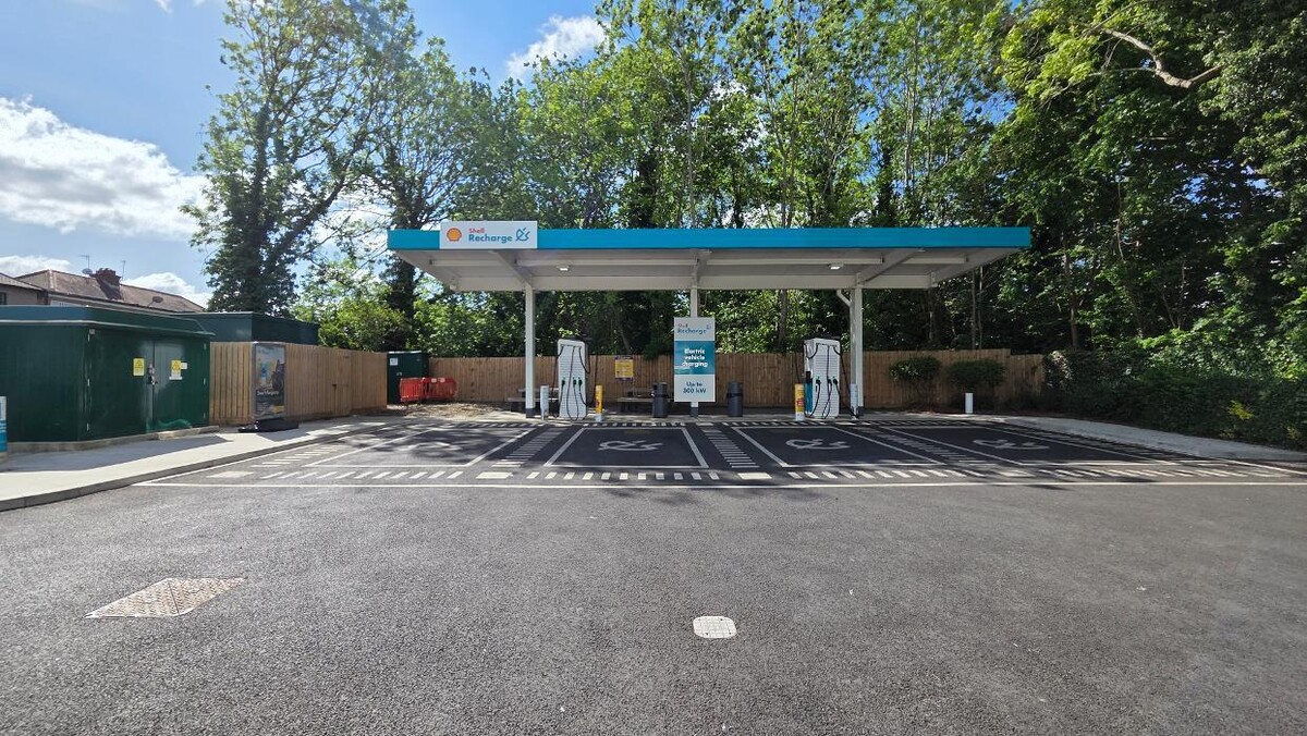 Images Shell Recharge Charging Station