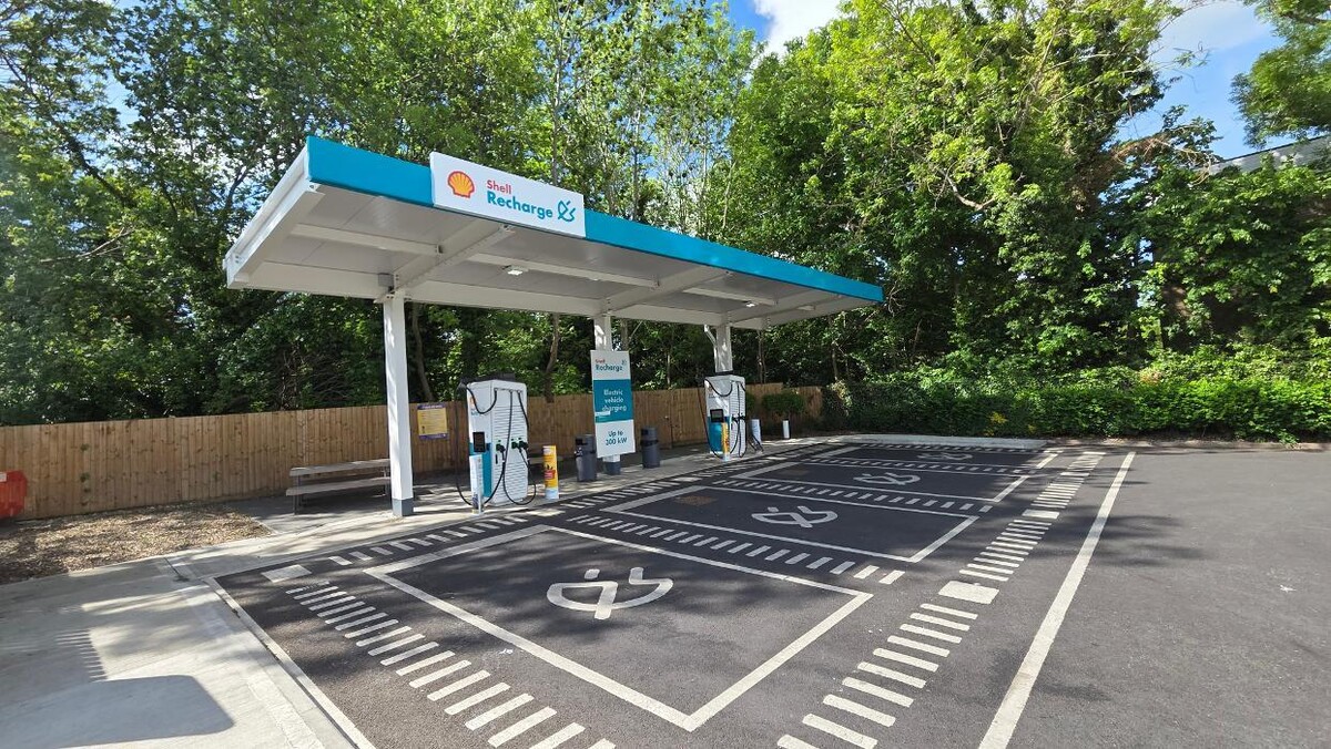 Images Shell Recharge Charging Station