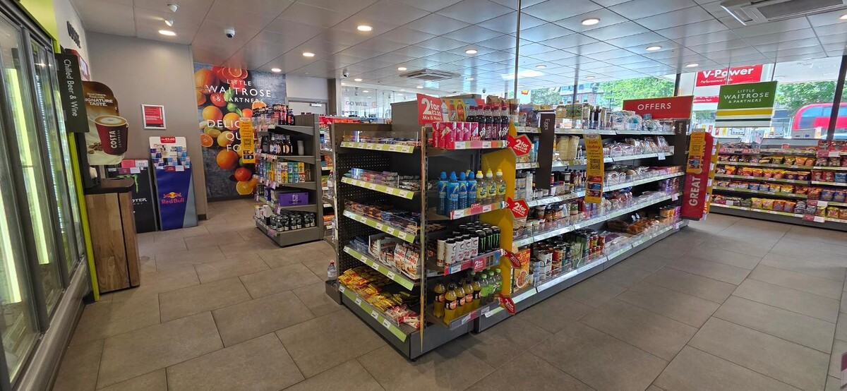 Images Shell Recharge Charging Station