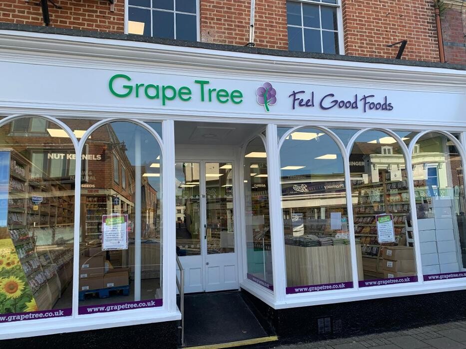Images Grape Tree Lymington