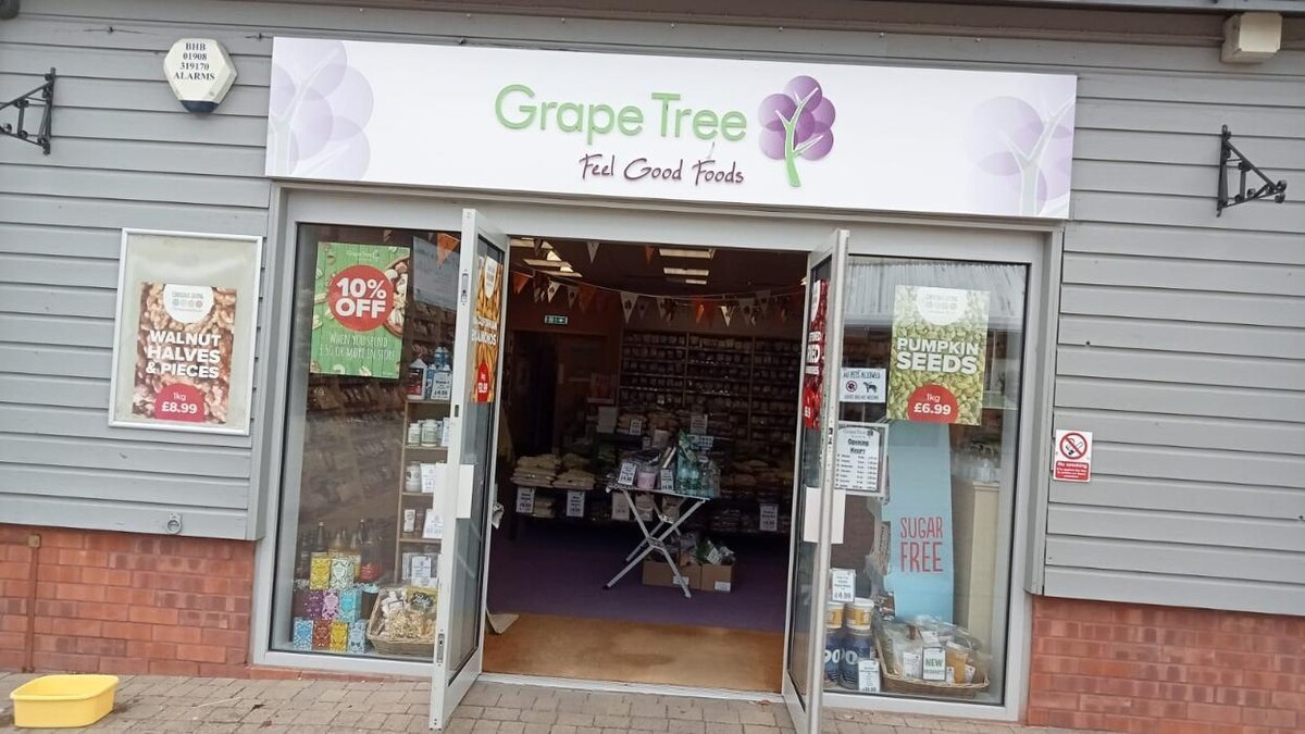 Images Grape Tree Evesham