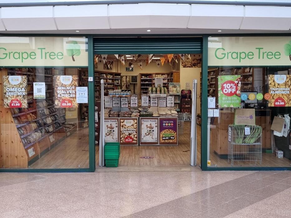 Images Grape Tree Aylesbury
