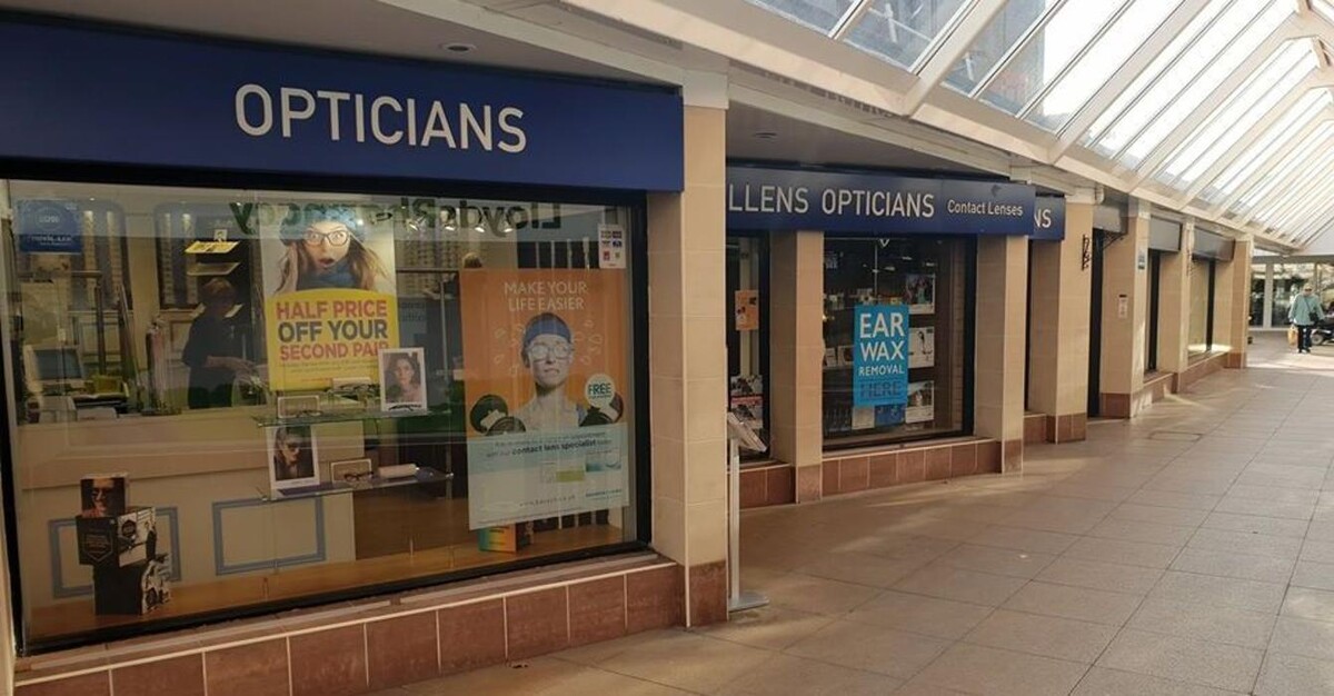 Images Mullens Opticians