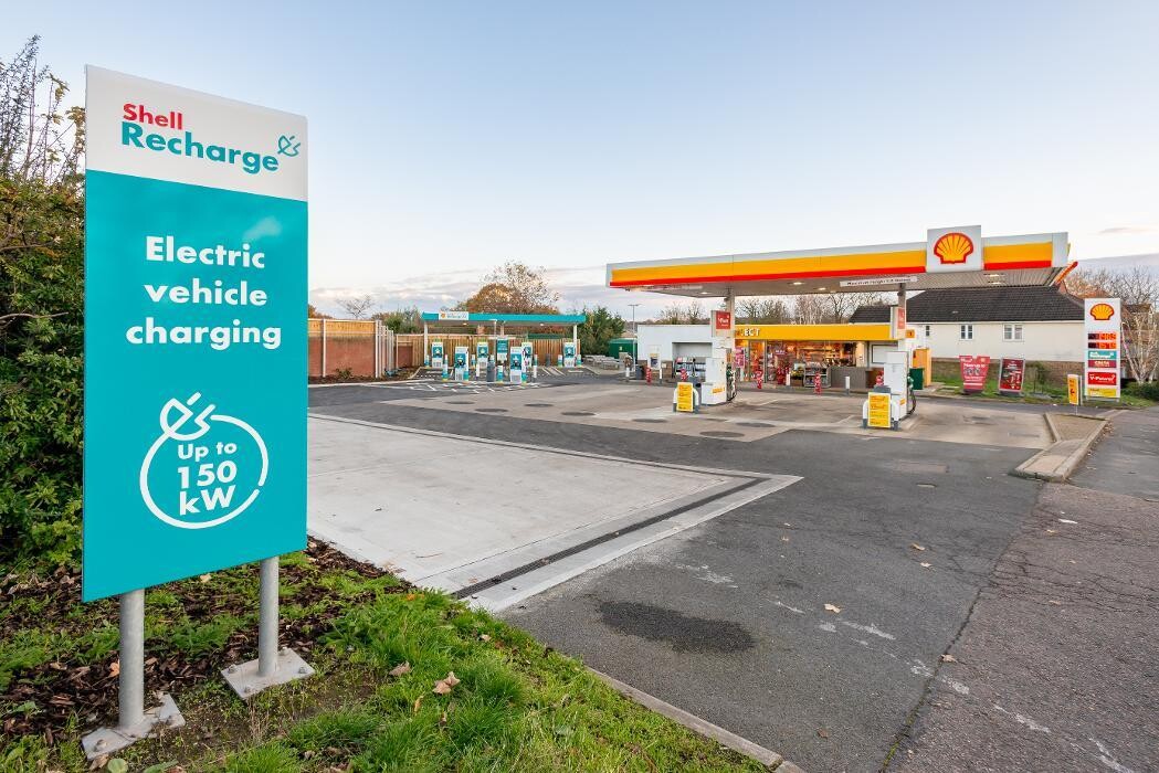 Images Shell Recharge Charging Station