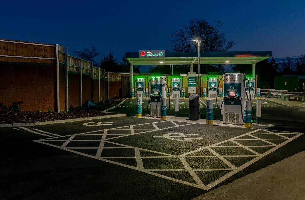 Images Shell Recharge Charging Station