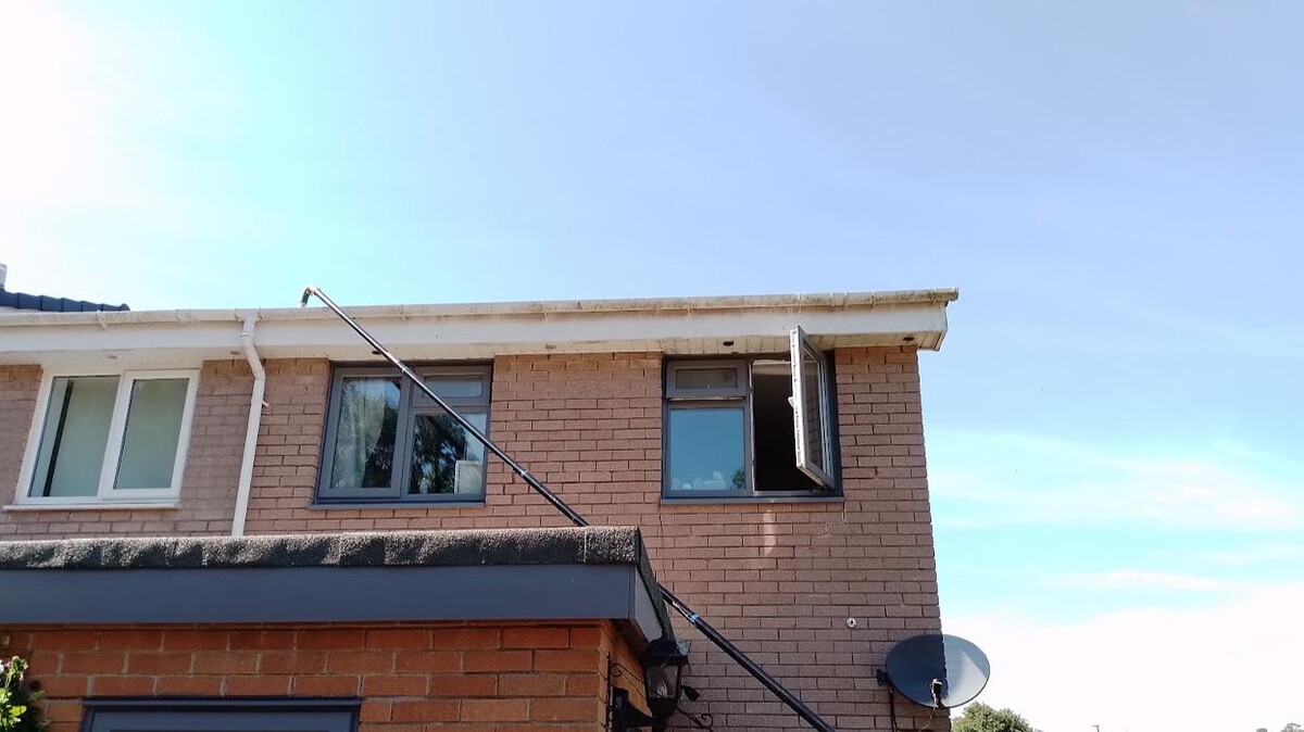 Images Flow Free Gutter Cleaning