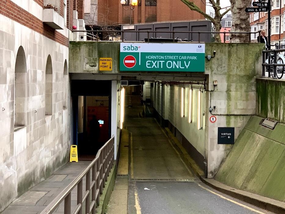 Images Kensington High Street Car Park - Saba Parking