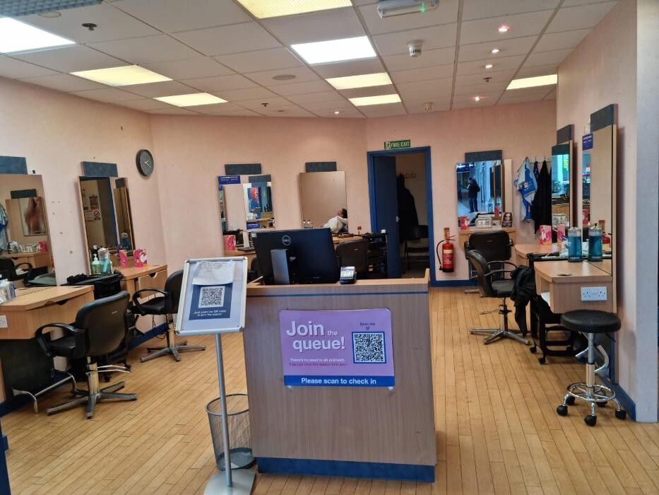 Images Supercuts Hair Salon Farnborough