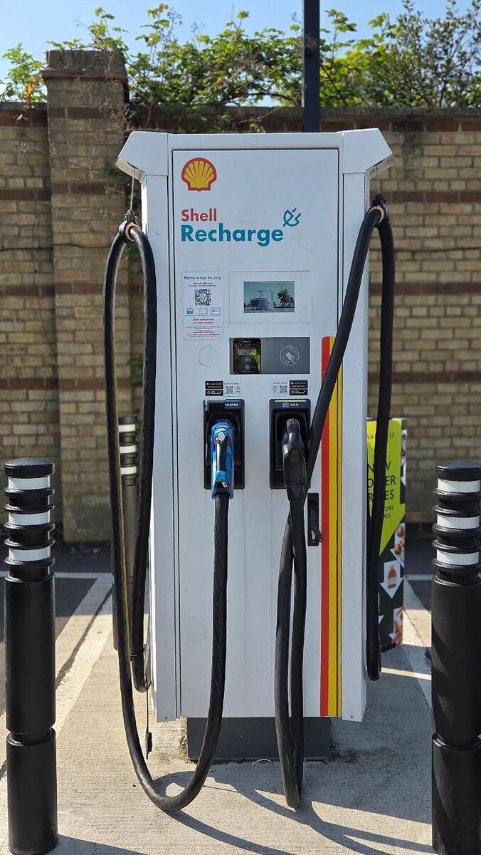 Images Shell Recharge Charging Station