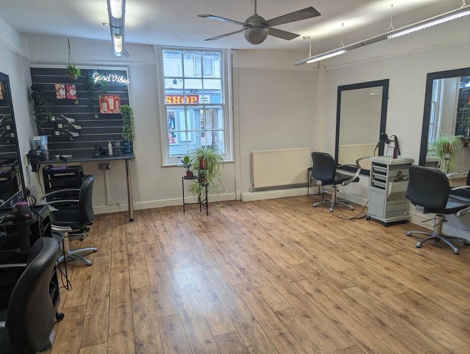 Images James Hair Salon, Bridgnorth