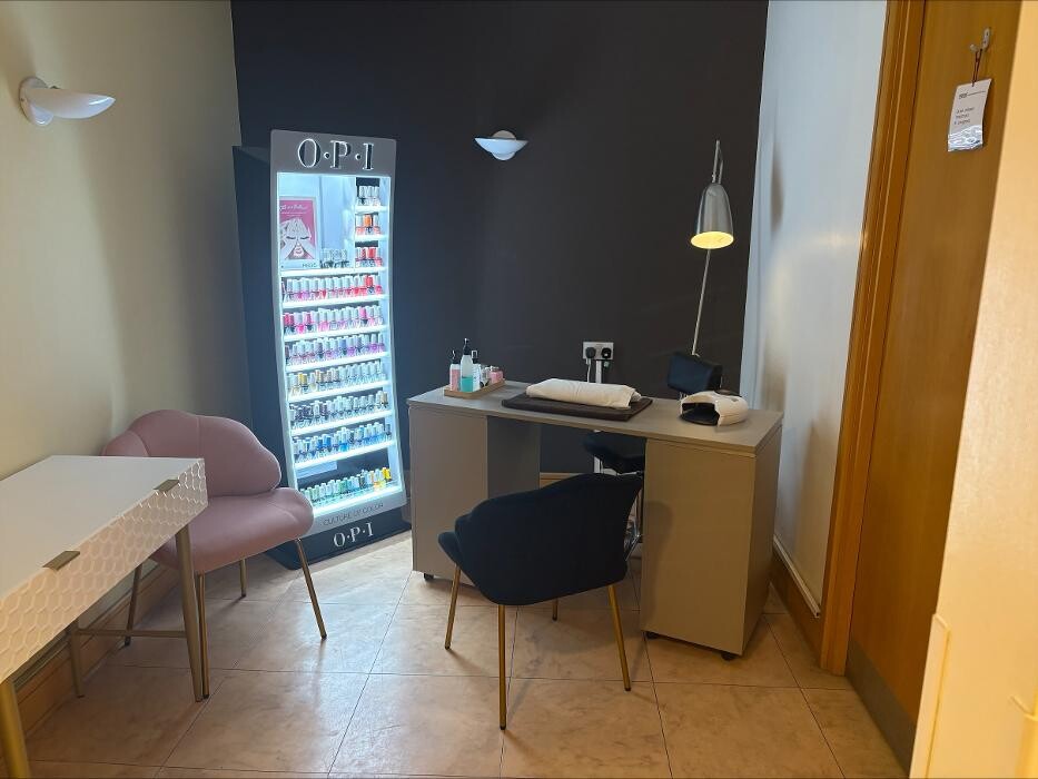 Images Regis Hair and Beauty Salon Fenwick Newcastle