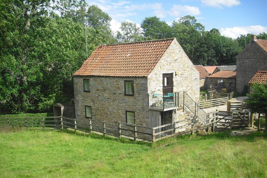 Images Surprise View Cottages