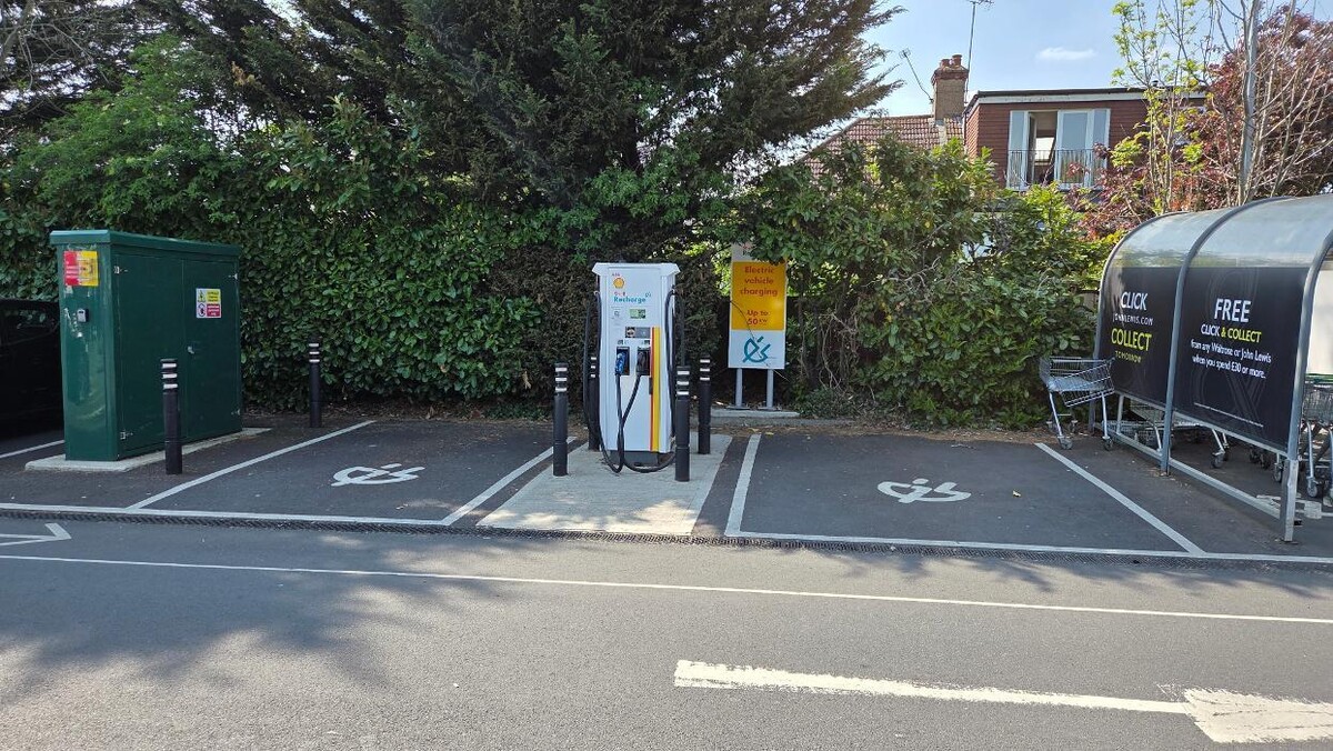 Images Shell Recharge Charging Station