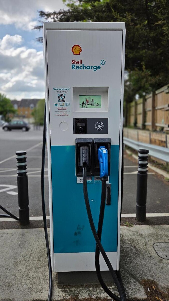 Images Shell Recharge Charging Station