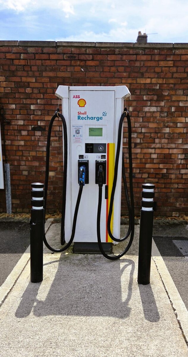 Images Shell Recharge Charging Station
