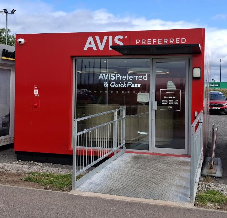 Images Avis Car Hire - Inverness Airport