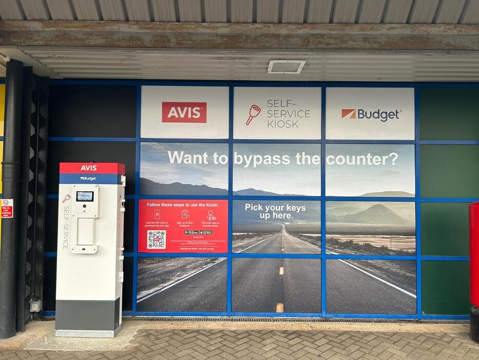 Images Avis Car Hire - Norwich Airport