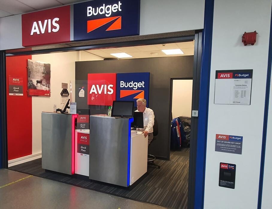 Images Avis Car Hire - Norwich Airport