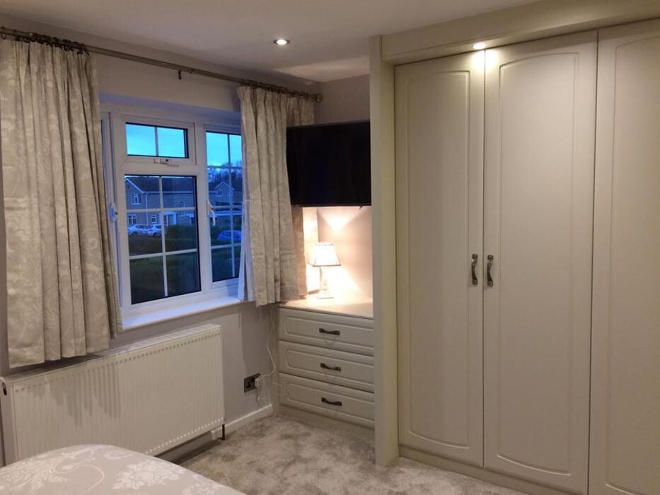Images Apple Fitted Bedrooms & Bathrooms