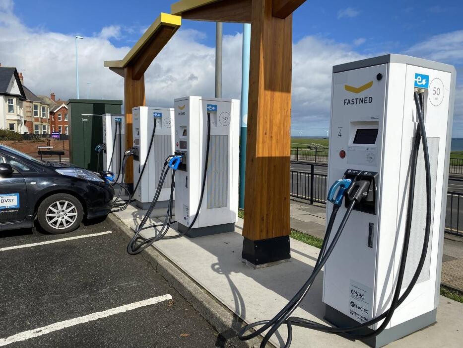 Images Fastned Charging Station
