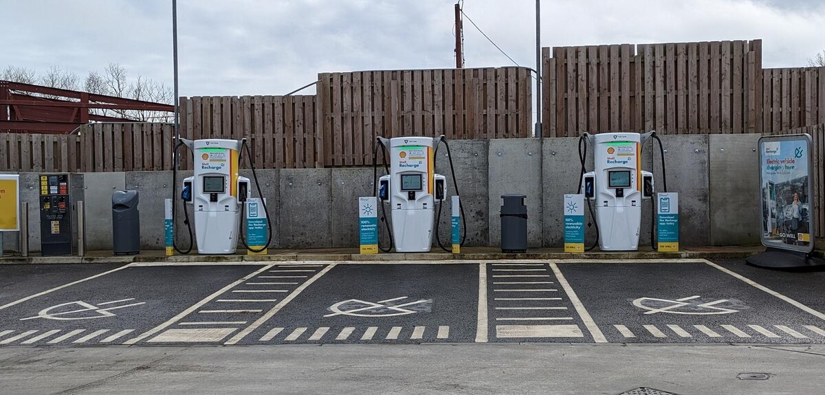 Images Shell Recharge Charging Station