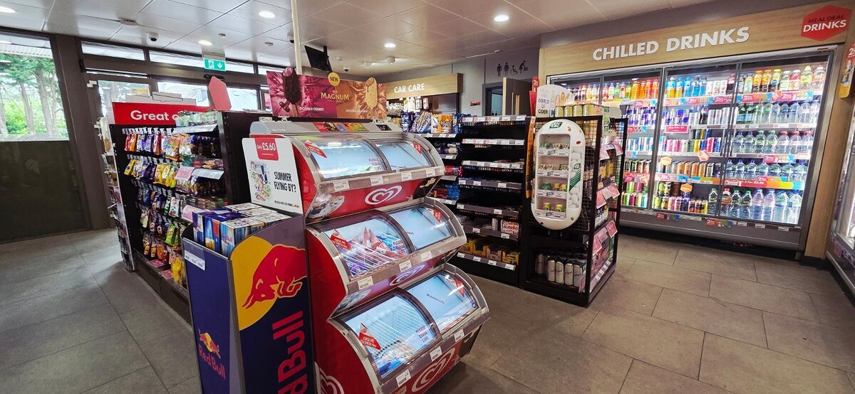 Images Shell Recharge Charging Station