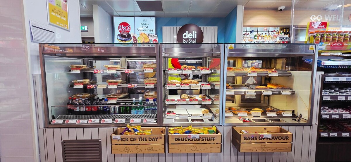 Images Shell Recharge Charging Station