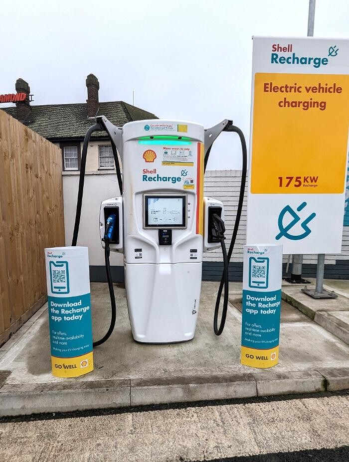 Images Shell Recharge Charging Station