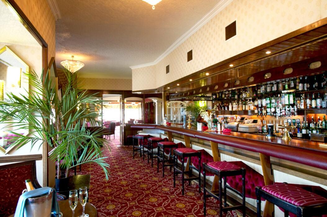 Images Livermead House Hotel