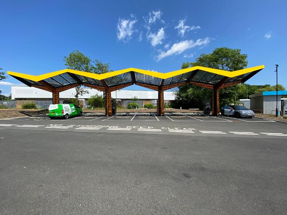 Images Fastned Charging Station