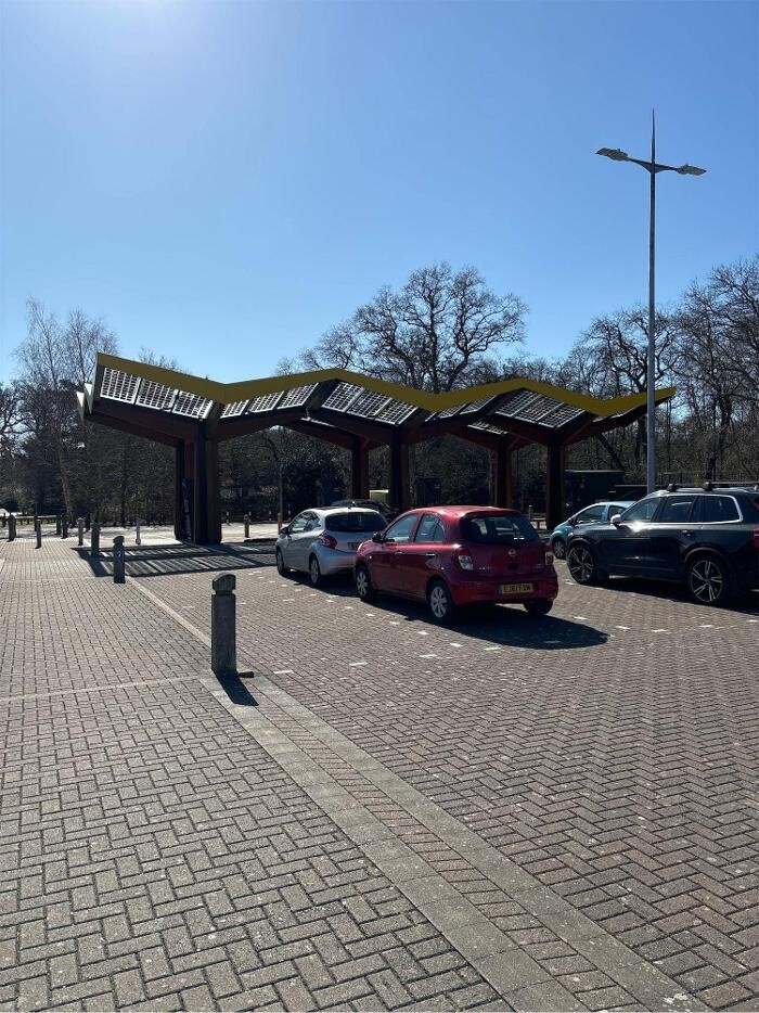 Images Fastned Charging Station
