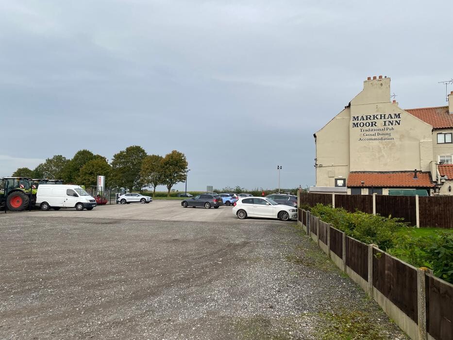 Images bp pulse Charging Station