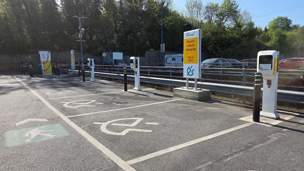 Images Shell Recharge Charging Station