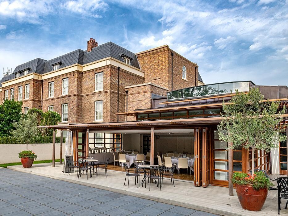Images Richmond HarSPA & Club