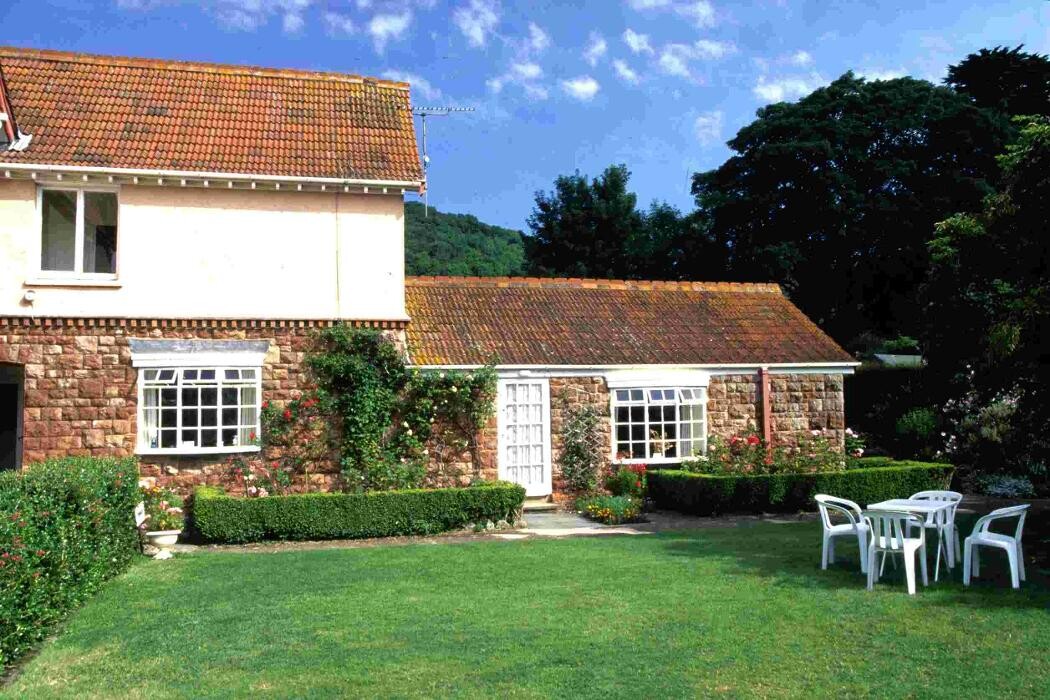 Images Woodcombe Lodges