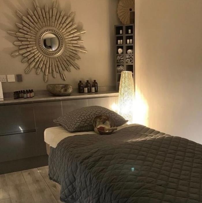 Images Mayfair & Grace