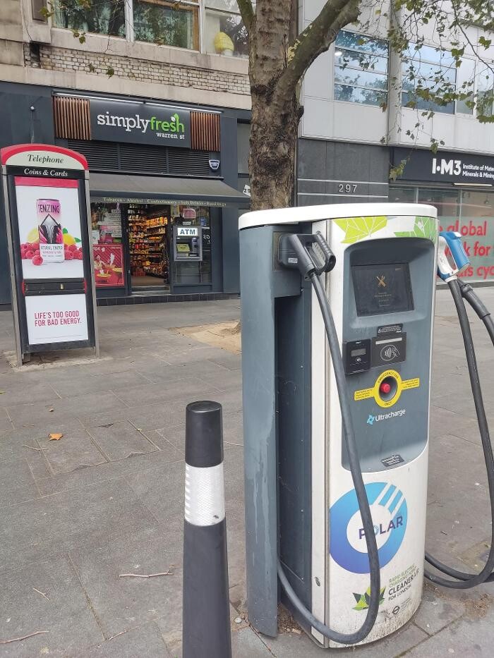 Images bp pulse Charging Station