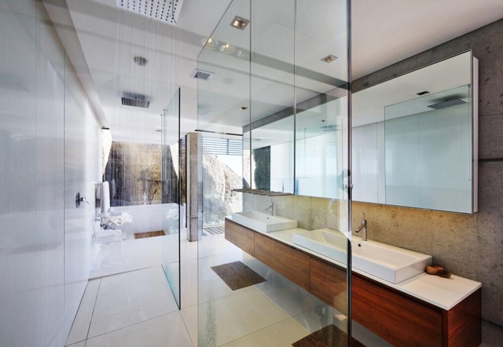 Images Bracknell Glazing Commercial Ltd