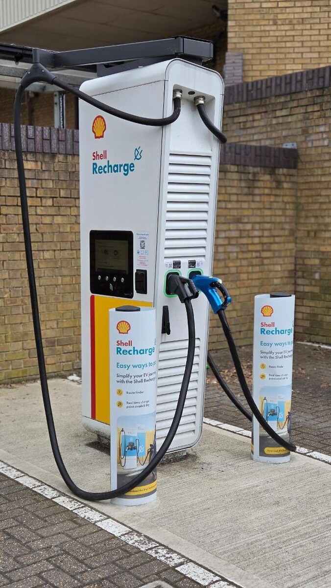 Images Shell Recharge Charging Station