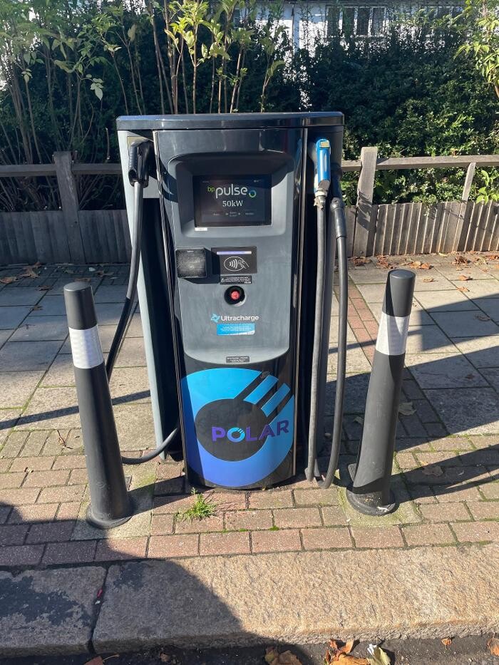 Images bp pulse Charging Station