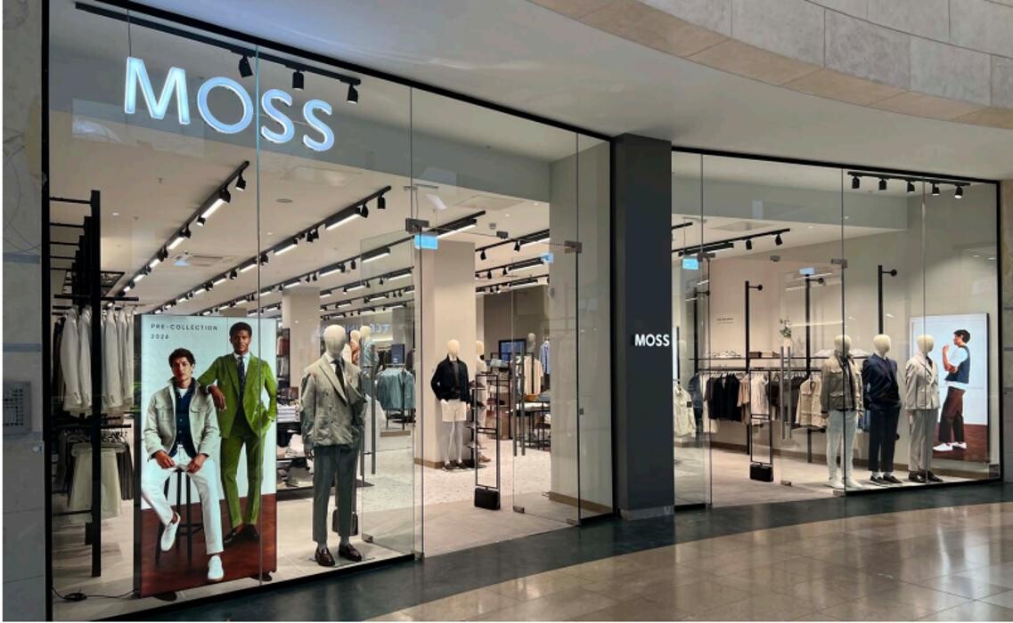 Images Moss Bros Bluewater