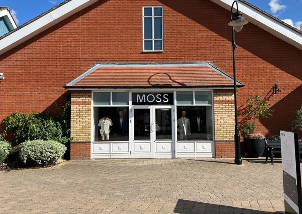 Images Moss Bros Braintree