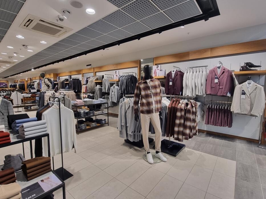 Images Moss Bros Hatfield