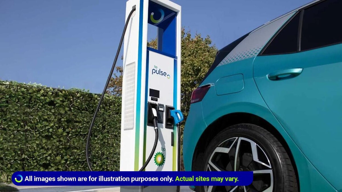 Images bp pulse Charging Station