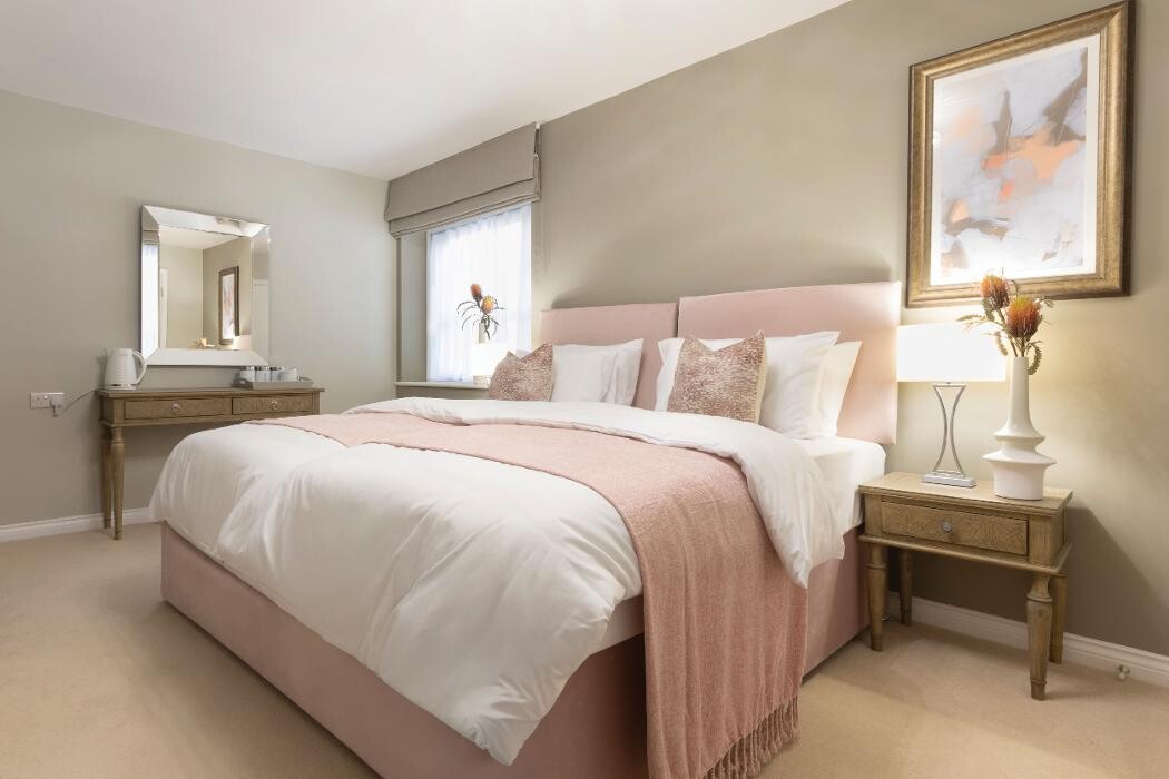 Images Churchill Living